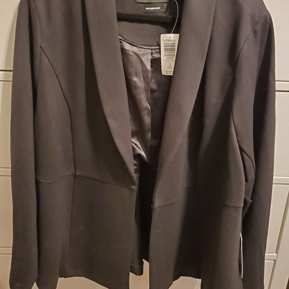 Torrid Black Ponte Blazer NWT